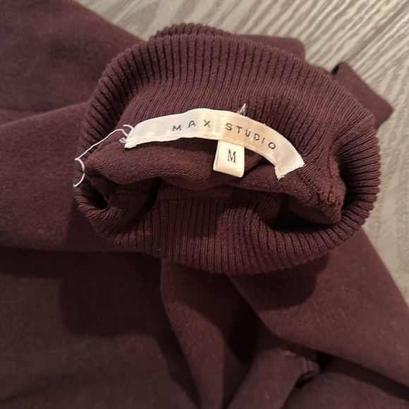 Vintage Max Studio Turtleneck- - Picture 4 of 4